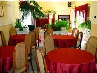Garda Hotel 3*