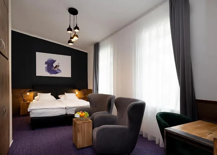 Garda 3* Сомбатхей