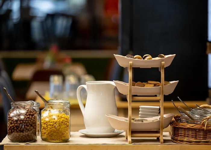 Garda Отель Сомбатхей