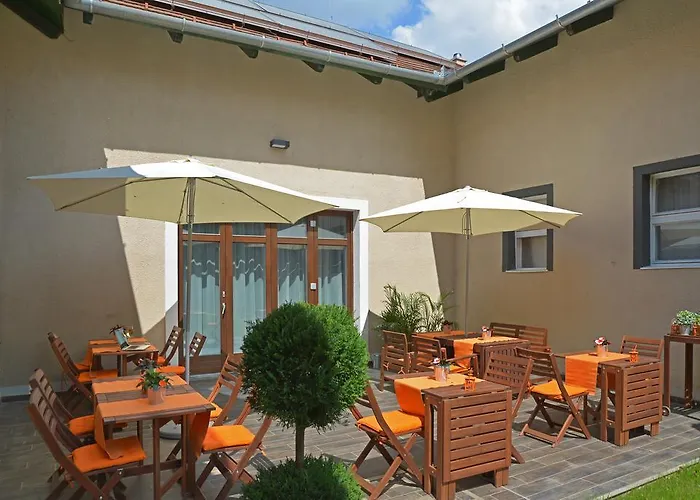 Отель Garda Сомбатхей